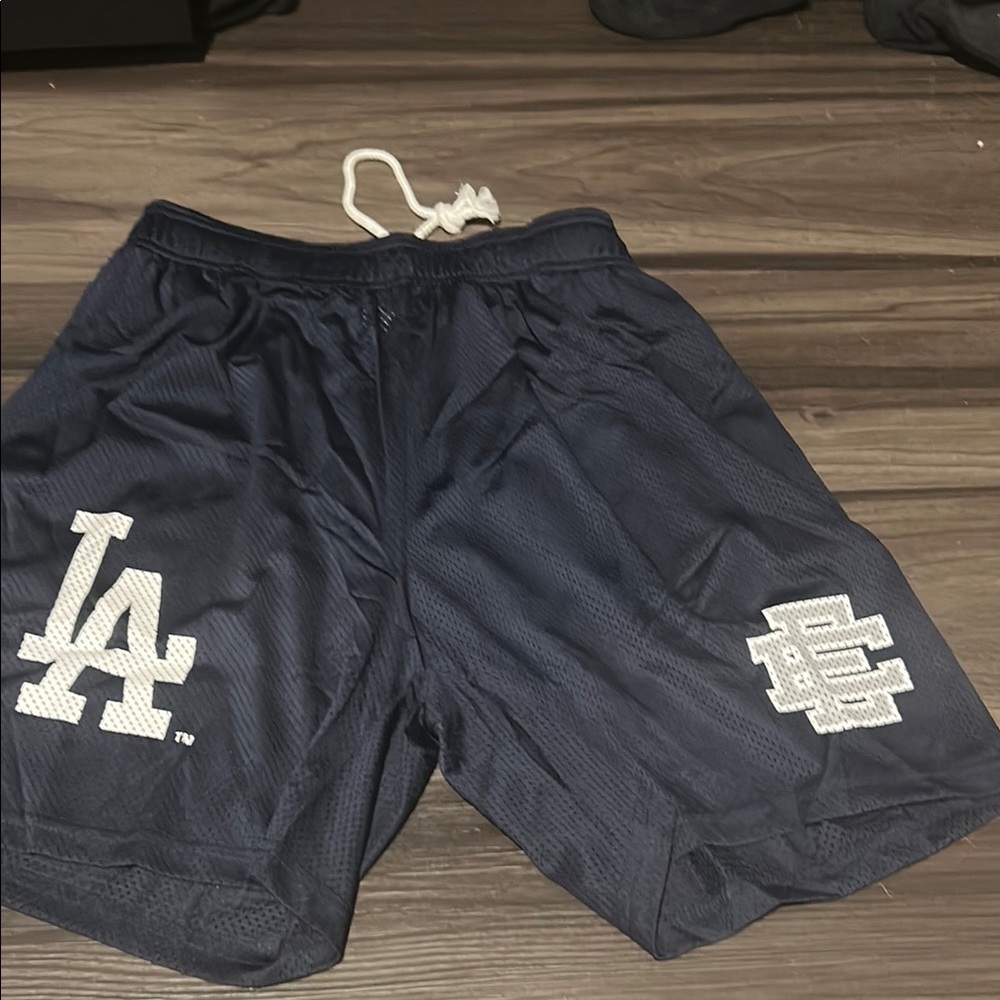 Eric Emanuel Shorts Size S 1 to 1